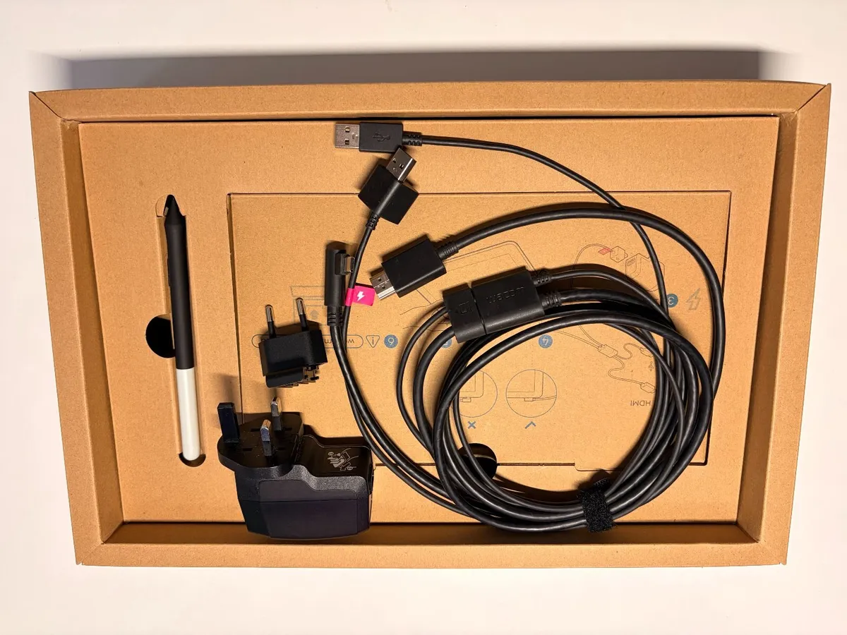 Wacom One Creative Pen Display 13.3" - Image 3