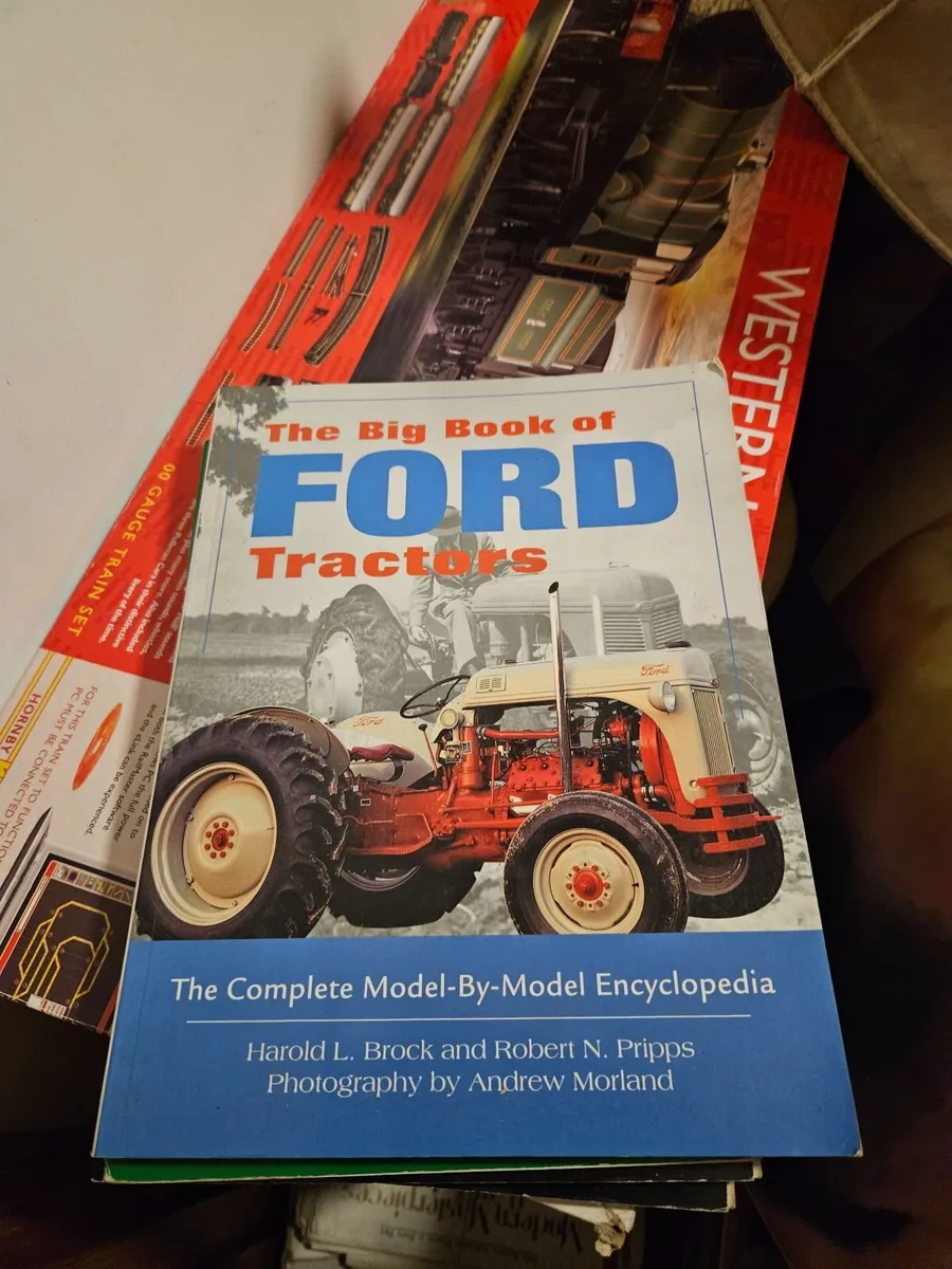 The Big Book of Ford Tractors - Image 1