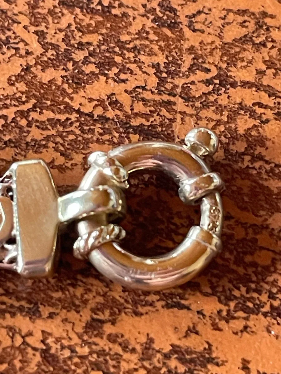 9ct gold Bismarck thick bracelet - Image 4