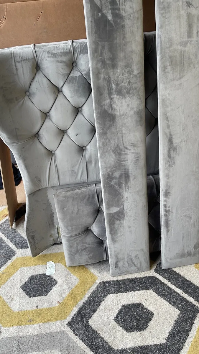 Large  Double bed - Image 4