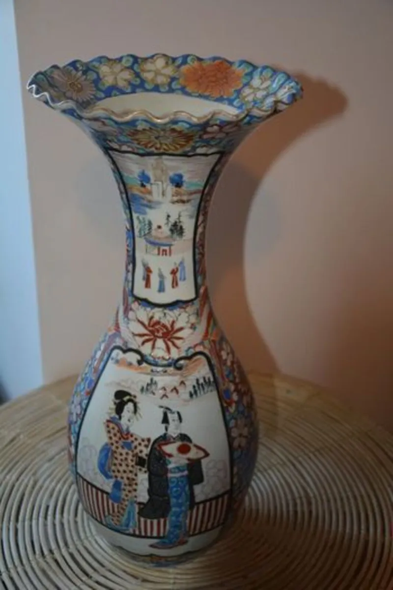 Large porcelain Japanese vase - Image 3