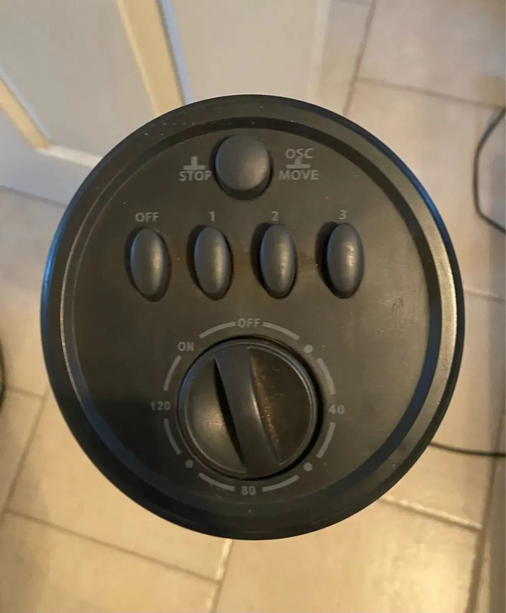 Oscillating Tower Fan with 3 settings and timer - Image 3