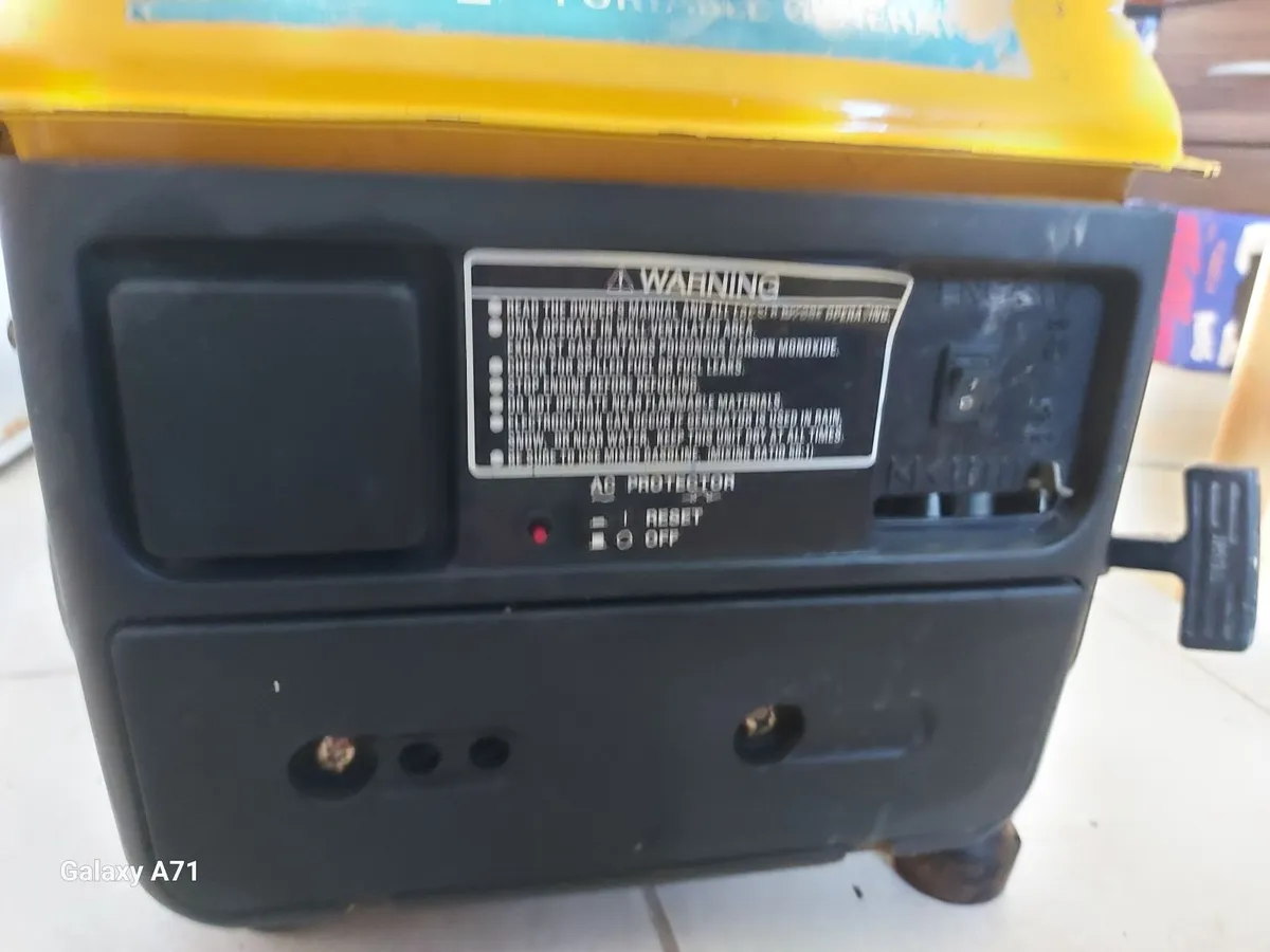 PowerCraft-720, 650 Watt Portable Petrol Generator - Image 2