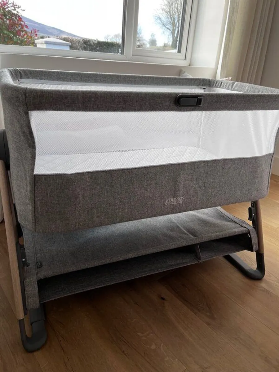 Like new Mamas & Papas Lua Bedside Crib - grey - Image 1