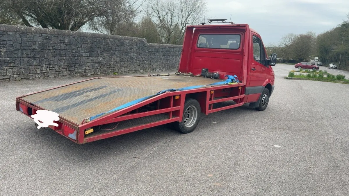 2009 Mercedes sprinter Recovery truck - Image 4