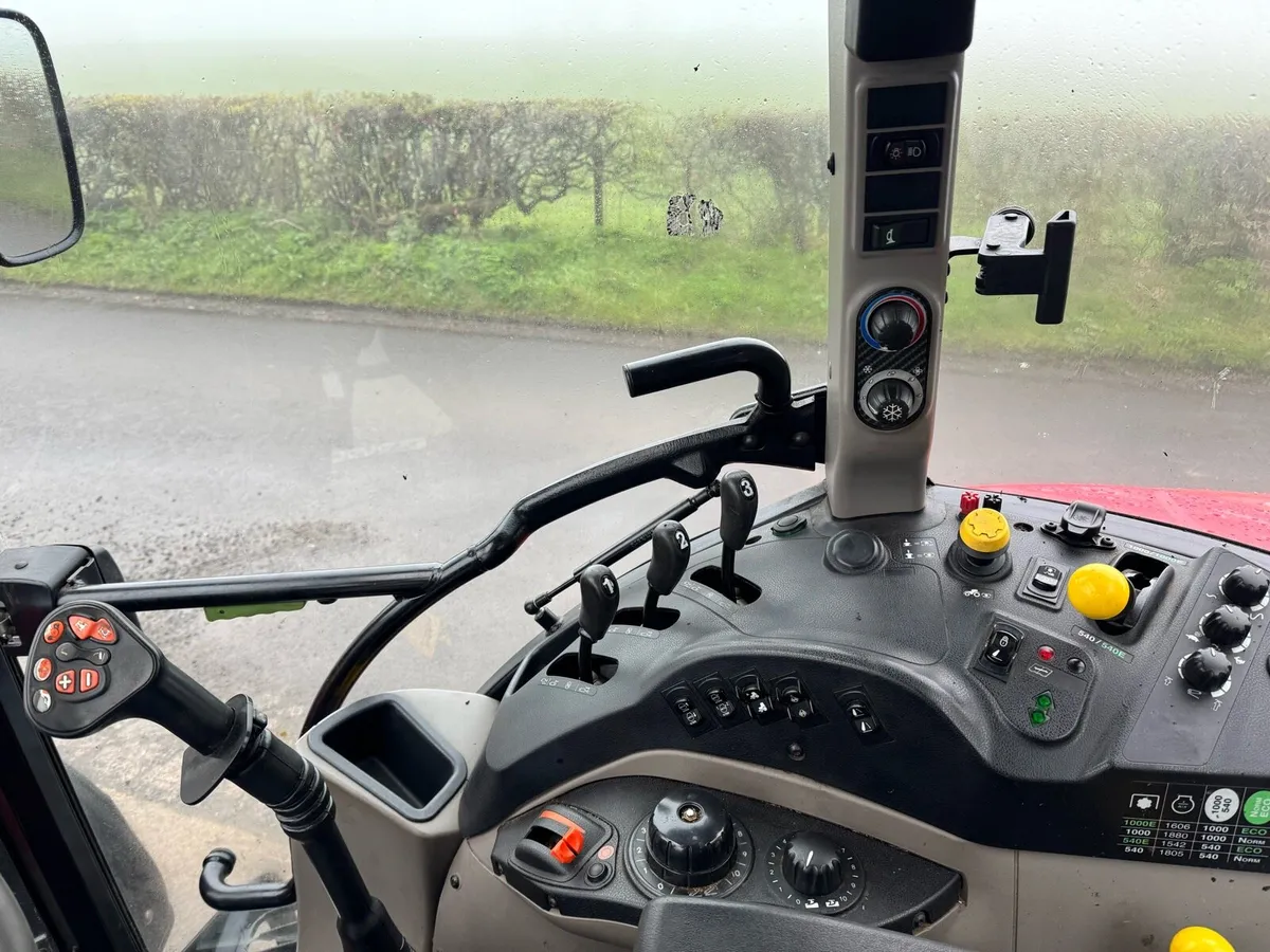 Case Tractor 115U Pro - Image 2