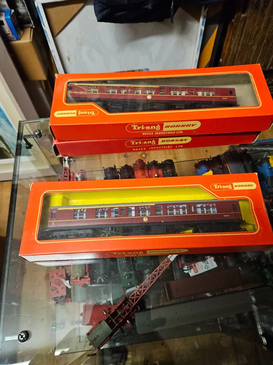 Hornby OO Gauge Carraige