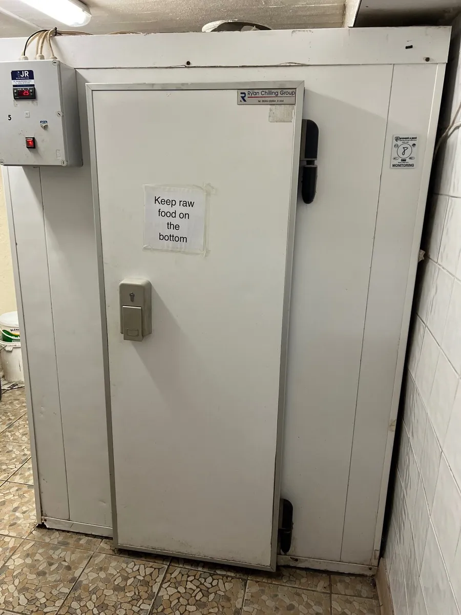 Fridge &freezer - Image 1