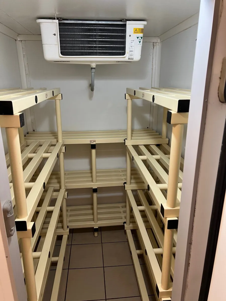 Fridge &freezer - Image 3