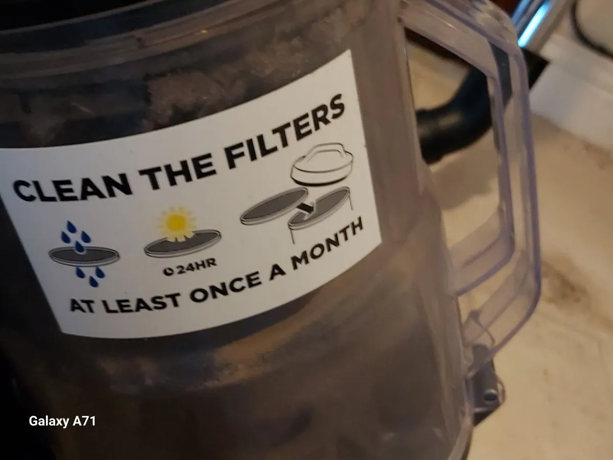 Russell Hobbs Model RHCV4101 Vacuum Cleaner - Image 4