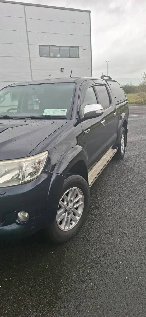 Toyota hilux - Image 3