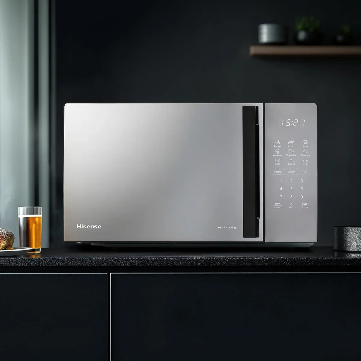 700 Watts 20 Litre Black Digital Solo Microwave - Image 2