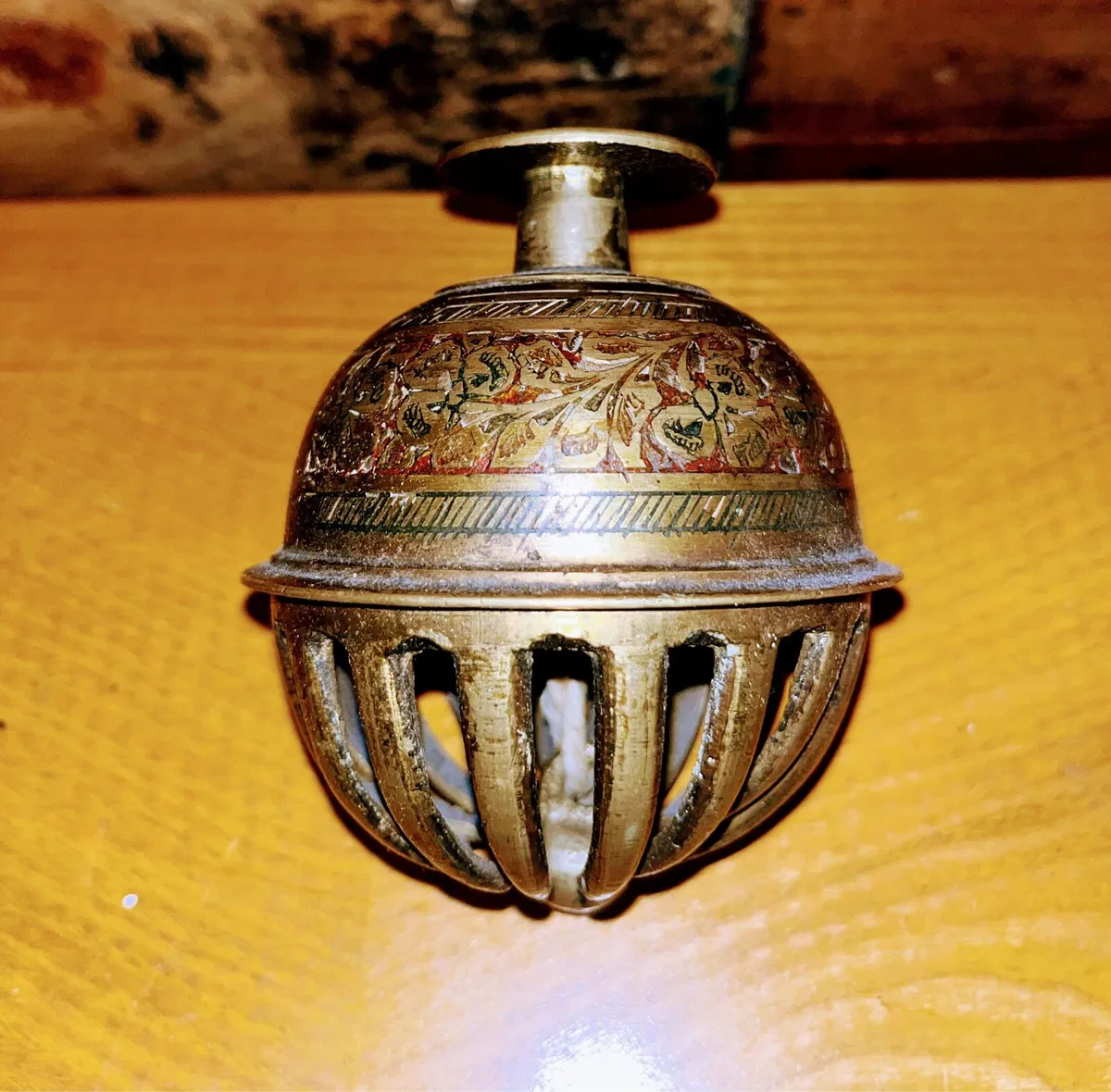 Vintage Claw Bell - Image 2