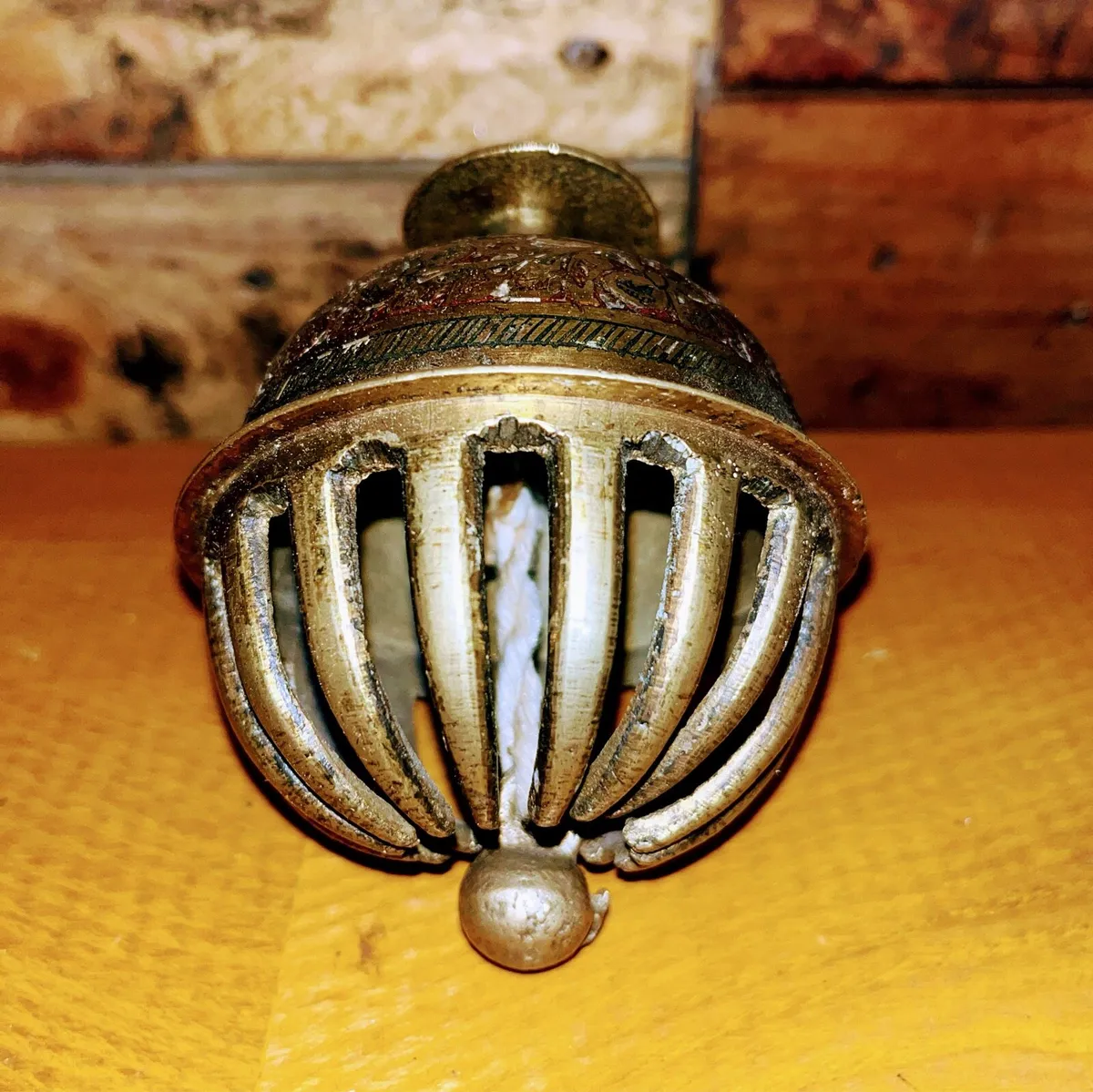 Vintage Claw Bell - Image 1
