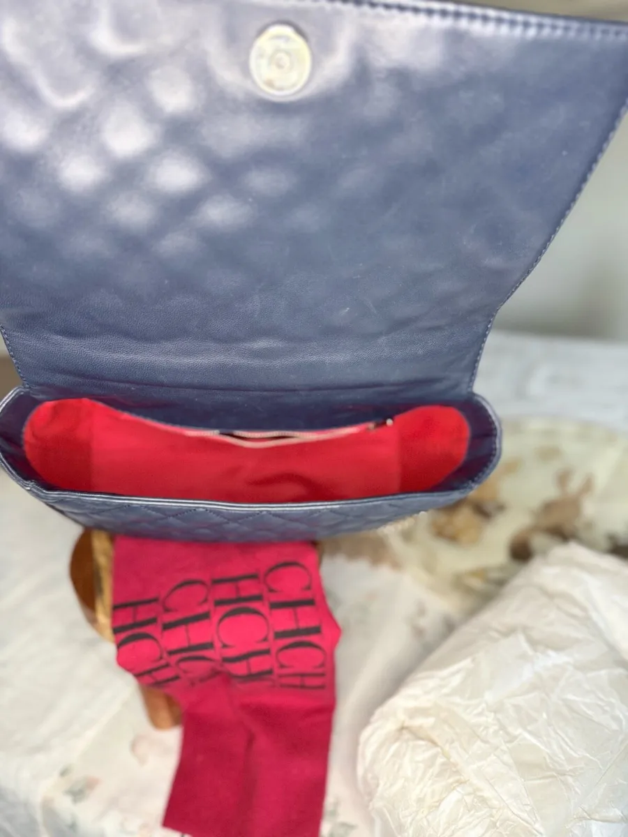 Carolina Herrera Handbag - Image 4