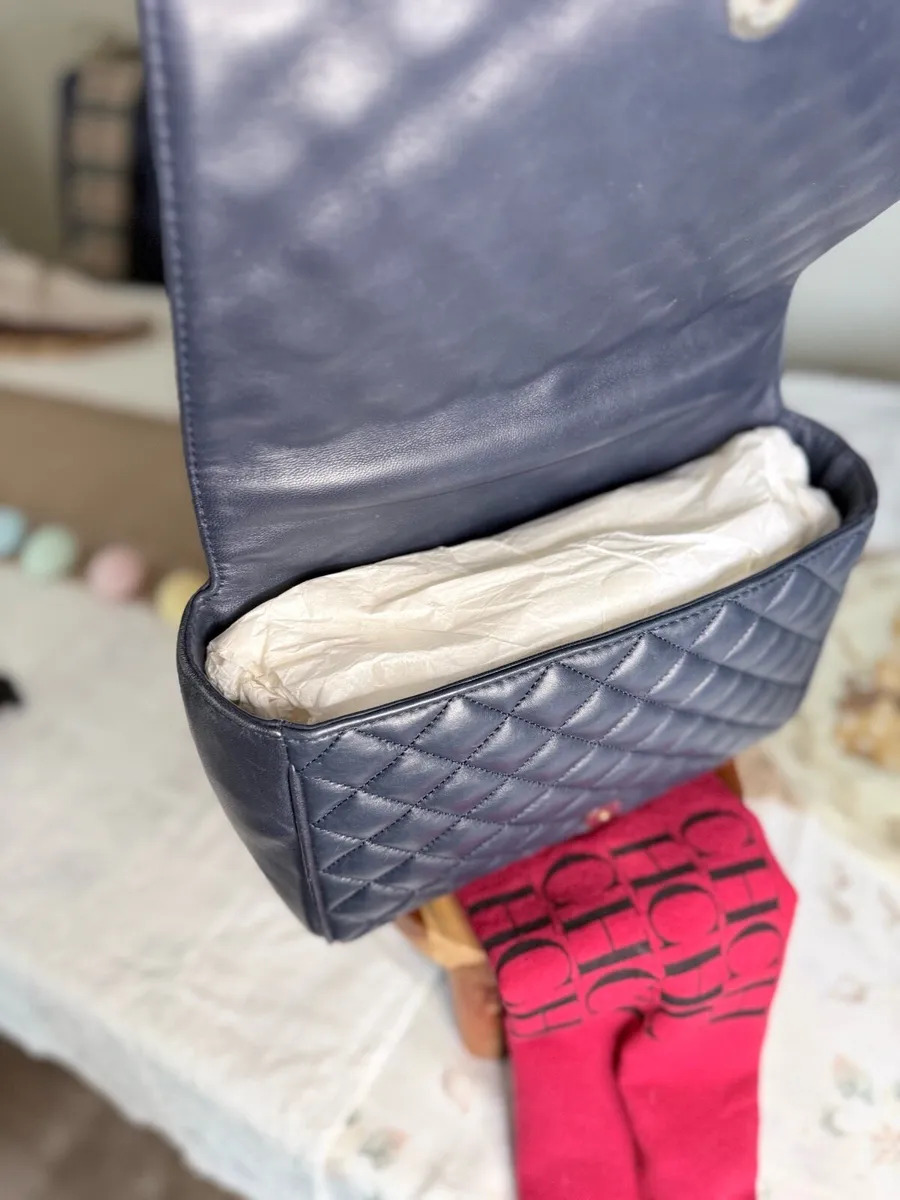 Carolina Herrera Handbag - Image 3