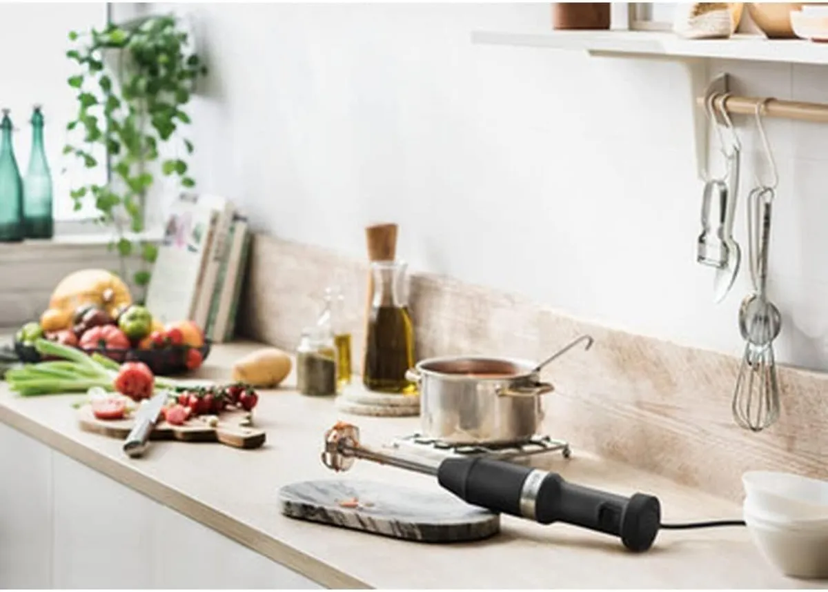 HAND BLENDER WITH ACCESSORIES - Matte black - Image 2