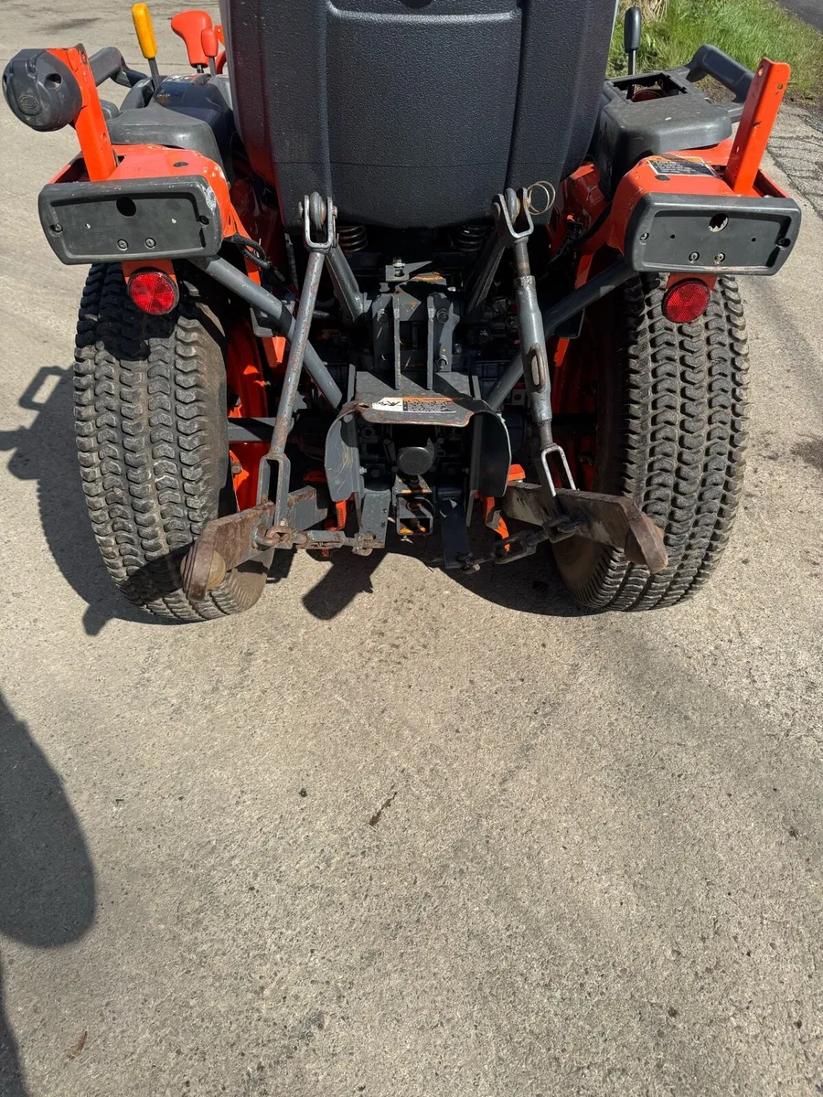 Kubota Compact Tractor - Image 4