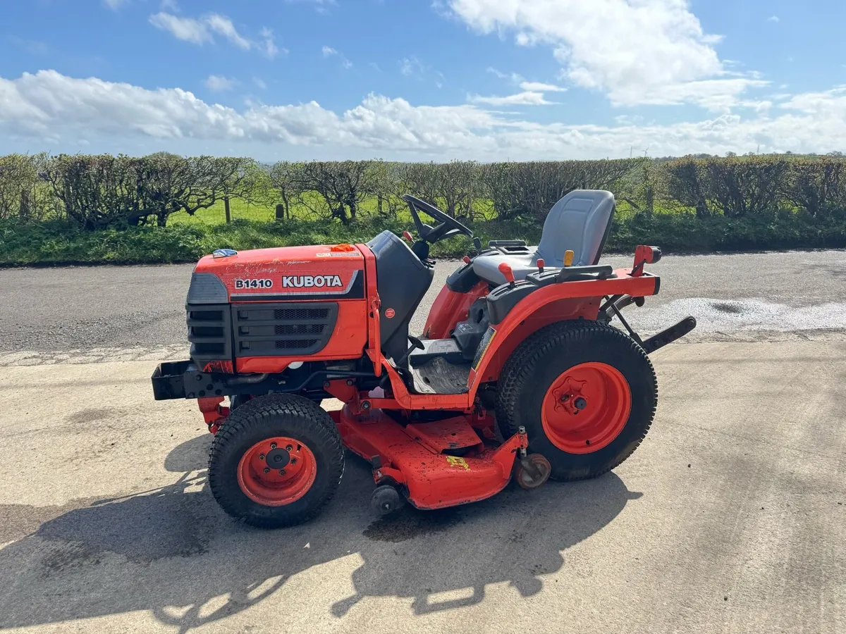 Kubota Compact Tractor - Image 1