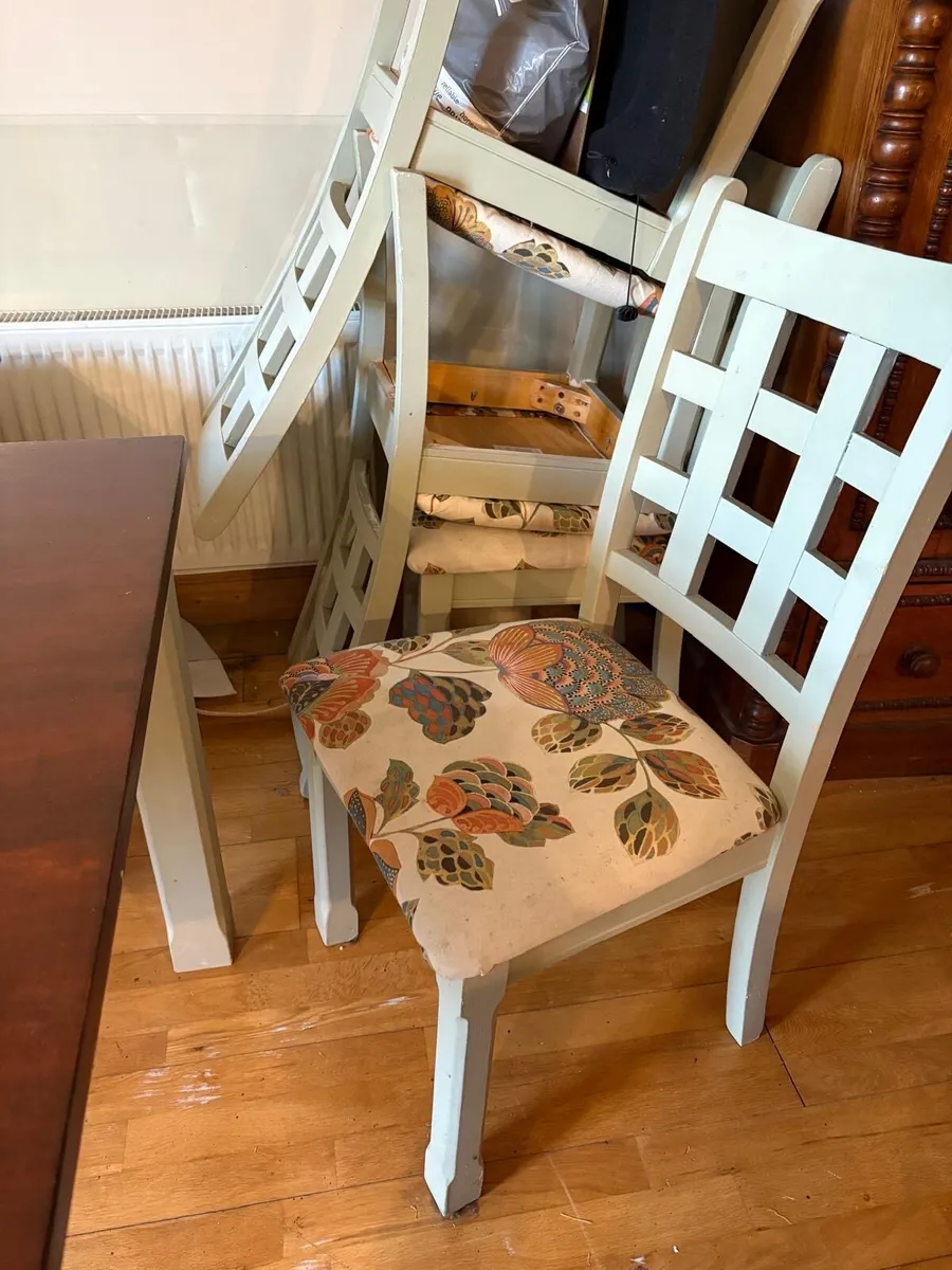 High Quality Dining Table and Chairs - Image 3