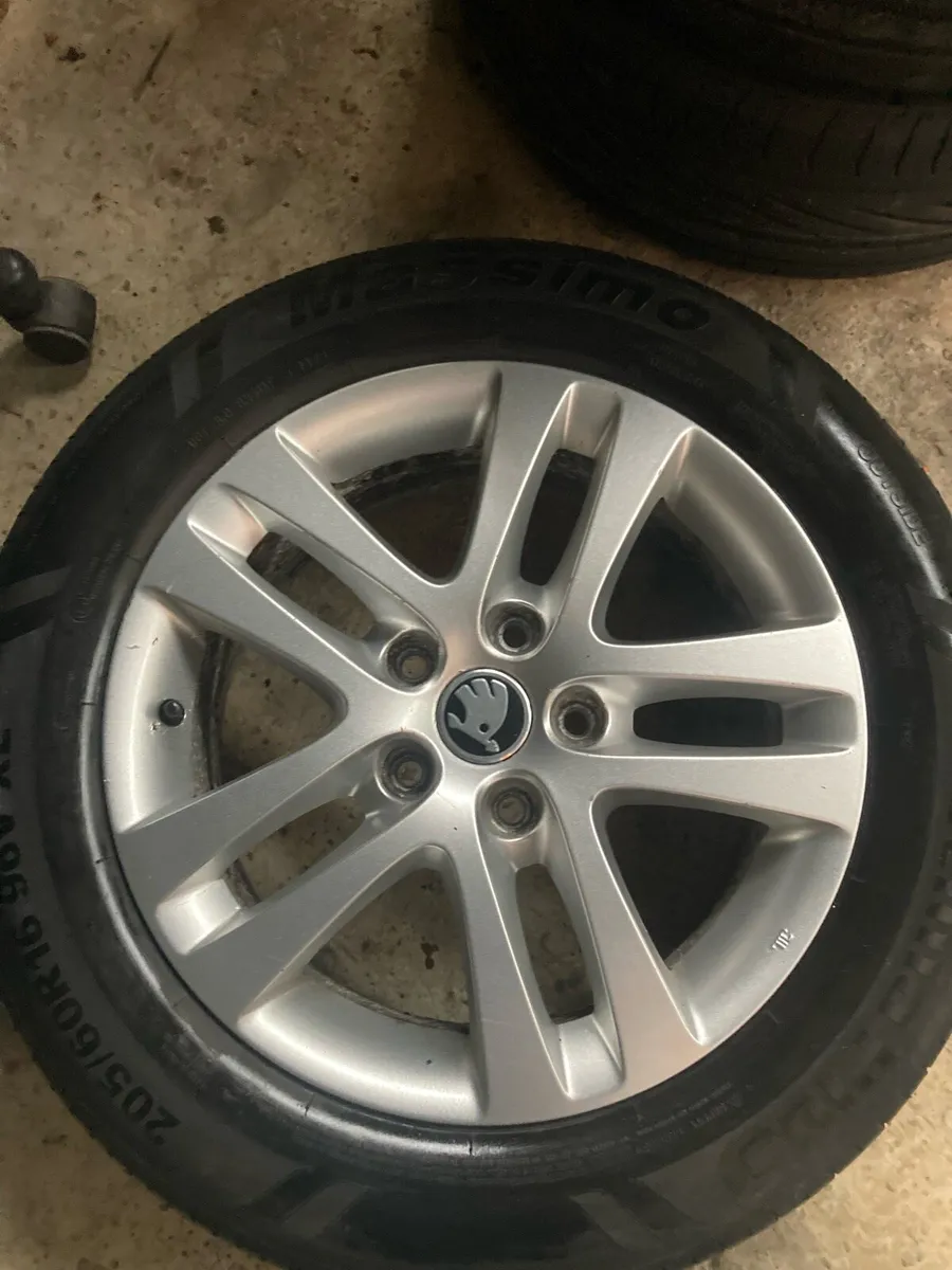 Skoda alloys 16” 5x112 - Image 2