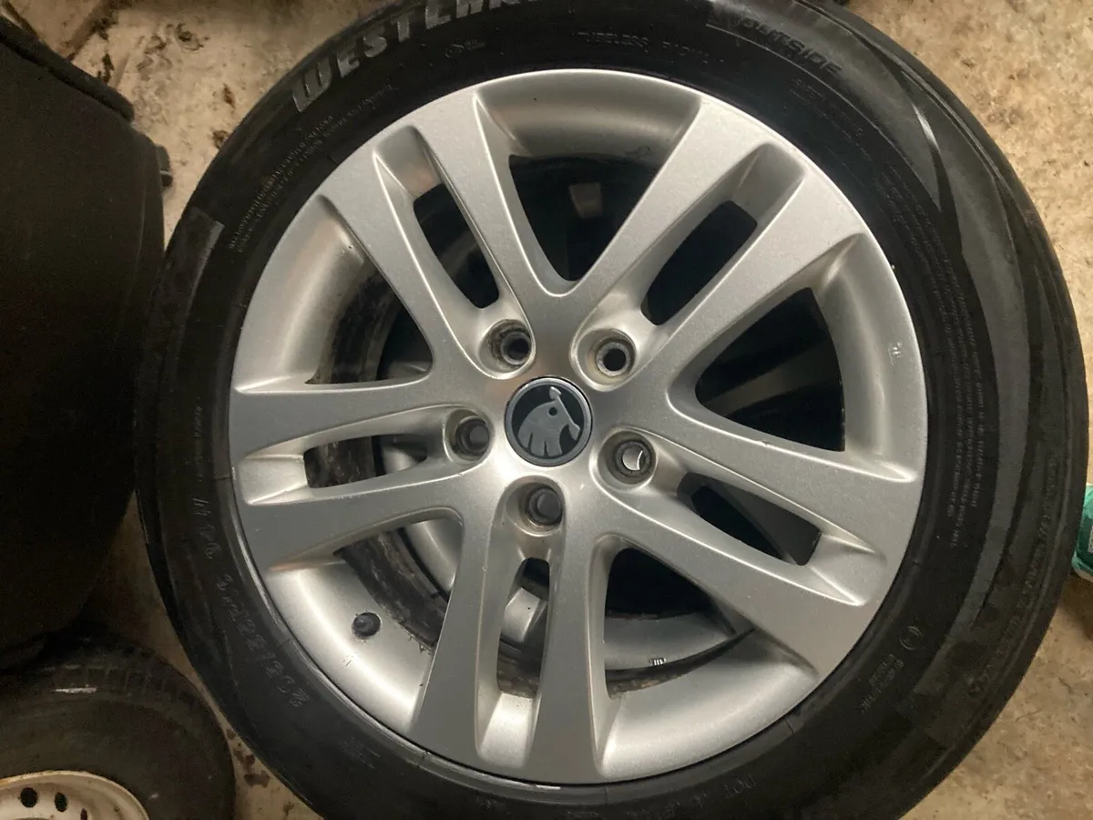 Skoda alloys 16” 5x112 - Image 3