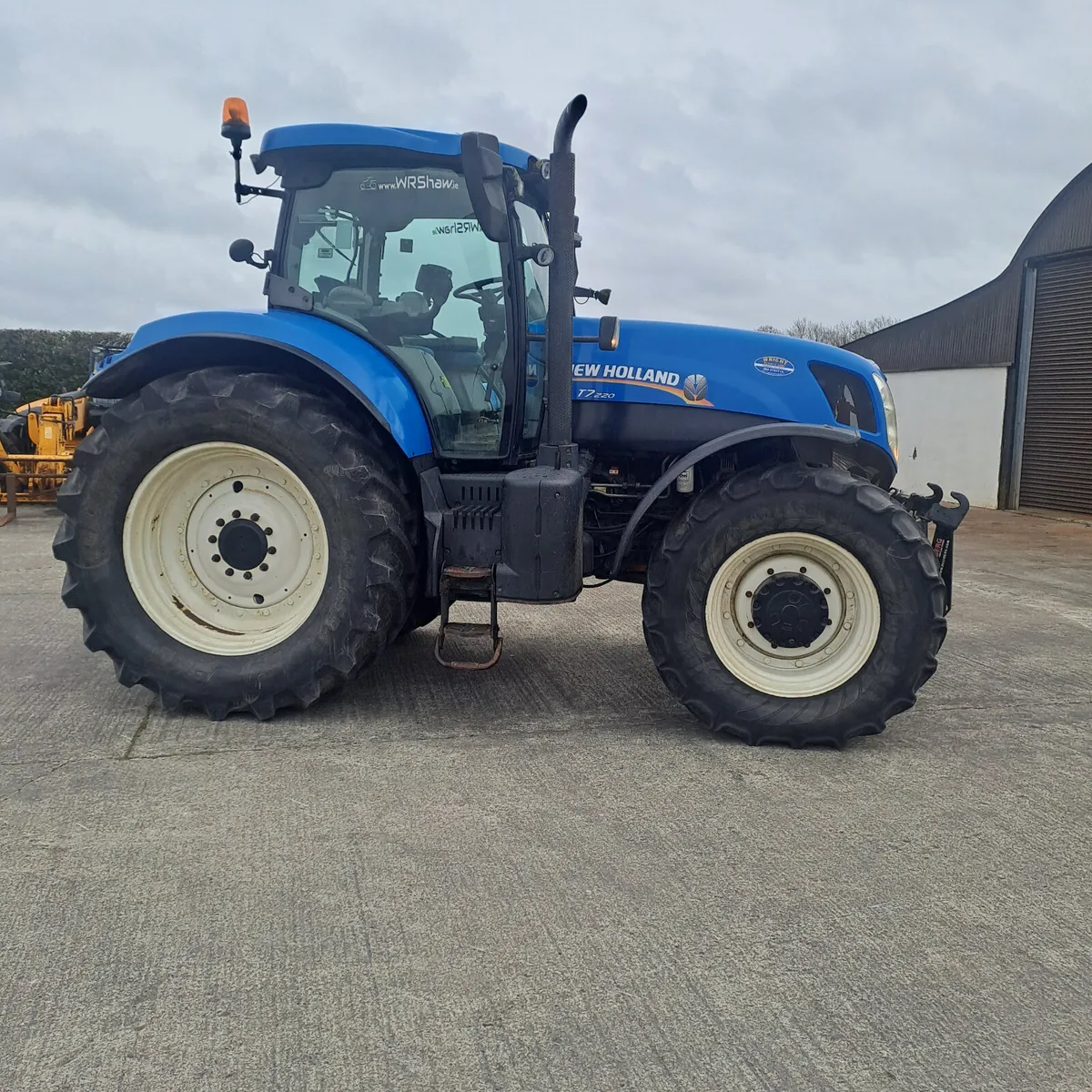 New holland T7-220 - Image 3