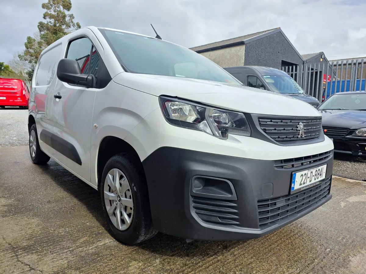 2022 (221) Peugeot Partner **DOE 01-27** - Image 2