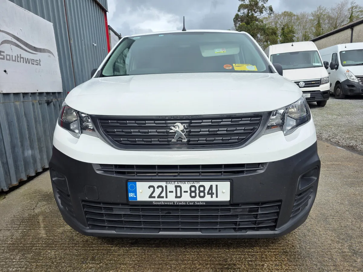 2022 (221) Peugeot Partner **DOE 01-27** - Image 3