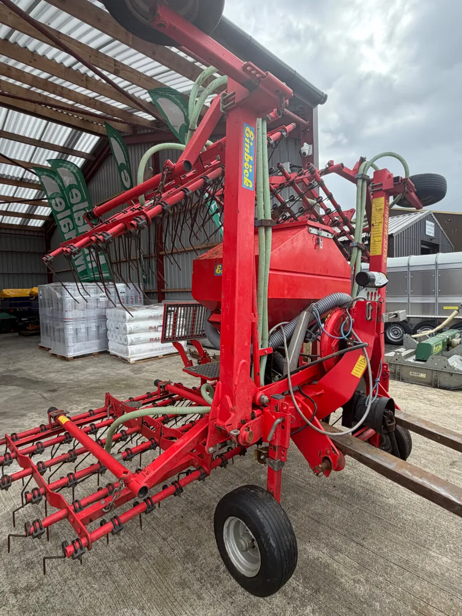 Einboch 6m grass seeder - Image 1