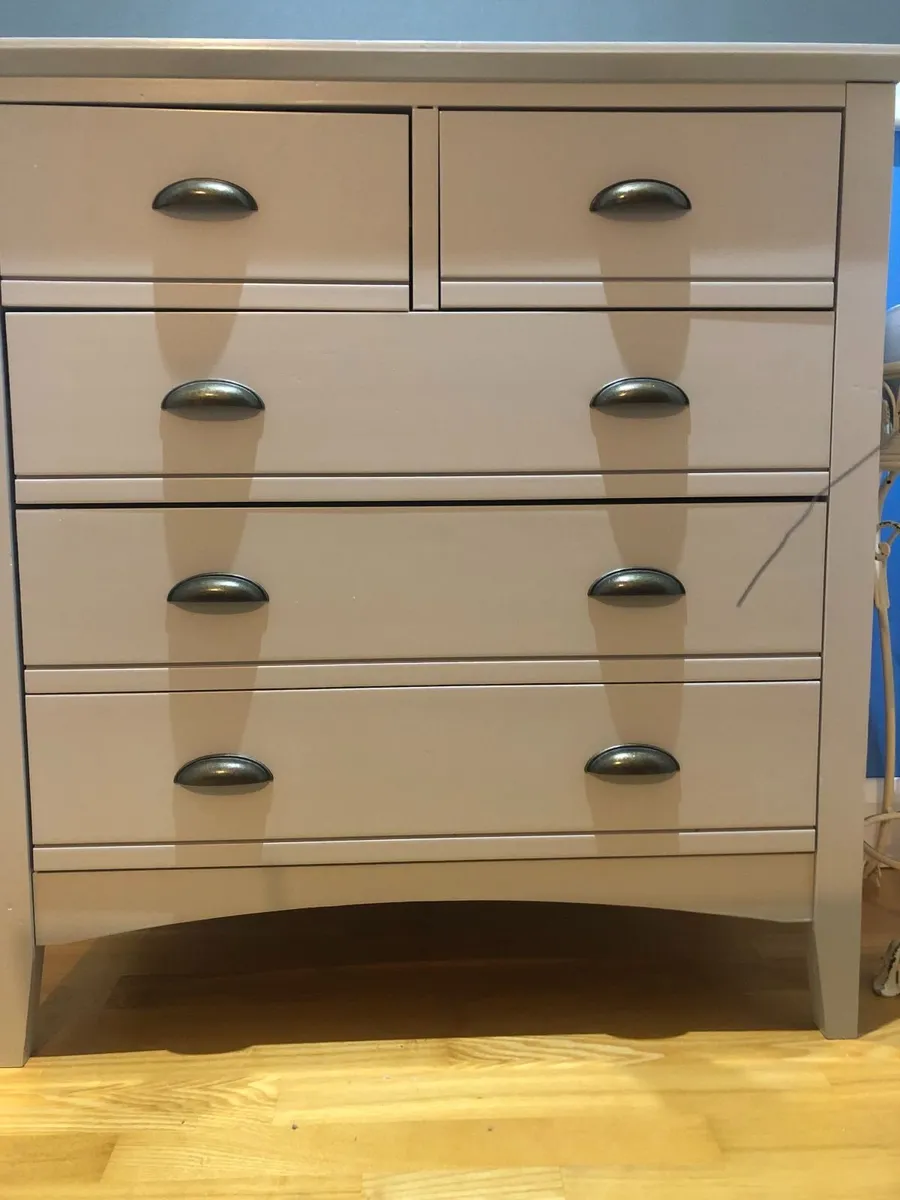 Chest of drawers - Image 2