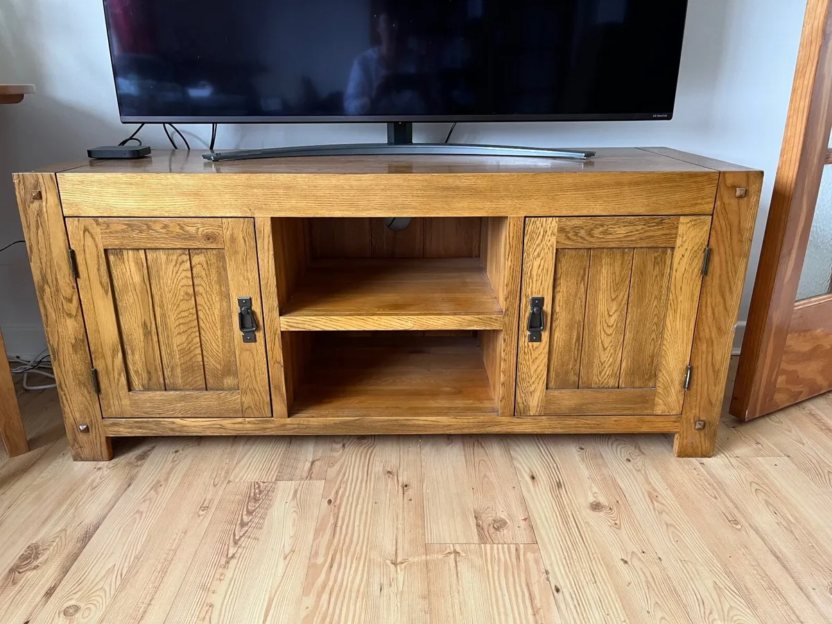 TV unit - Image 1
