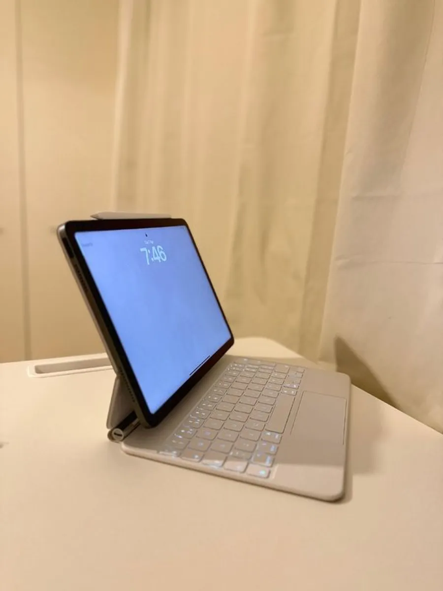 IPad Air 5th Generation 64GB Grey - Image 3