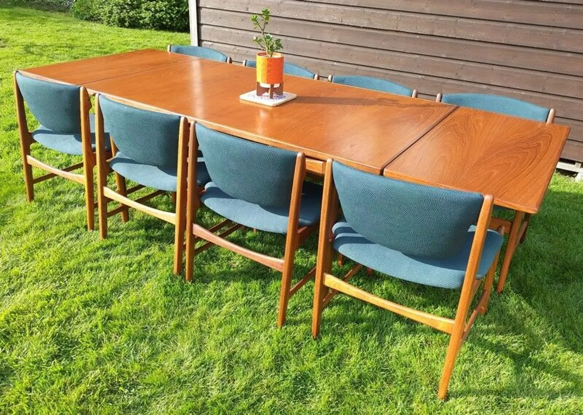 Mid Century Vintage G Plan Kofod Larsen Dining Set - Image 2