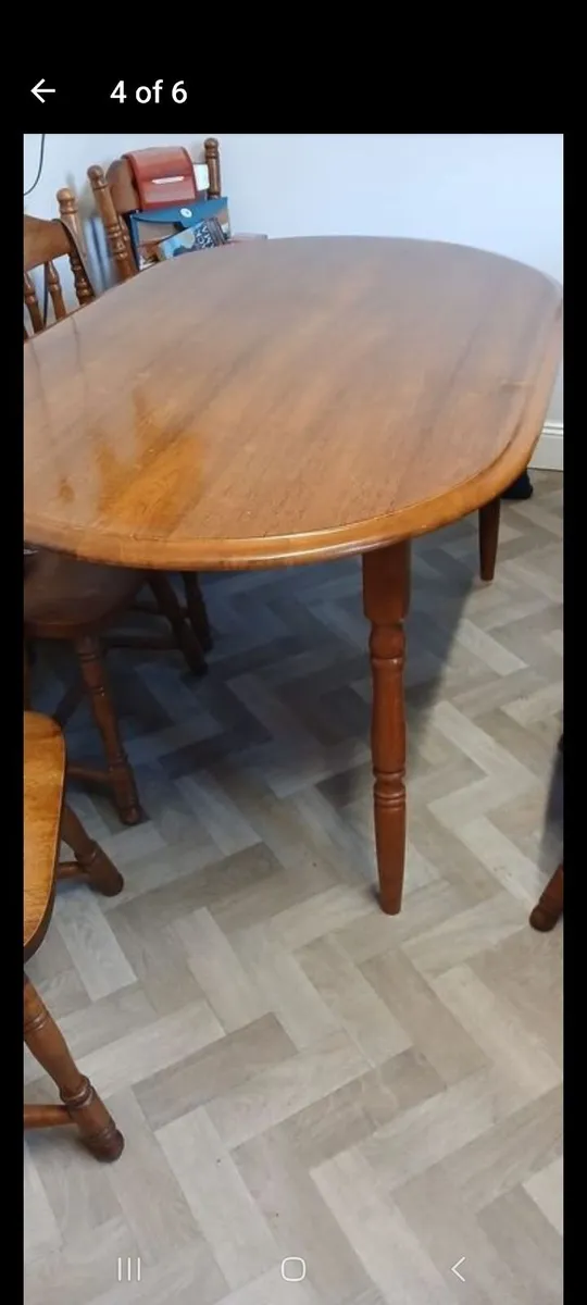 Kitchen table and chairs - Image 3