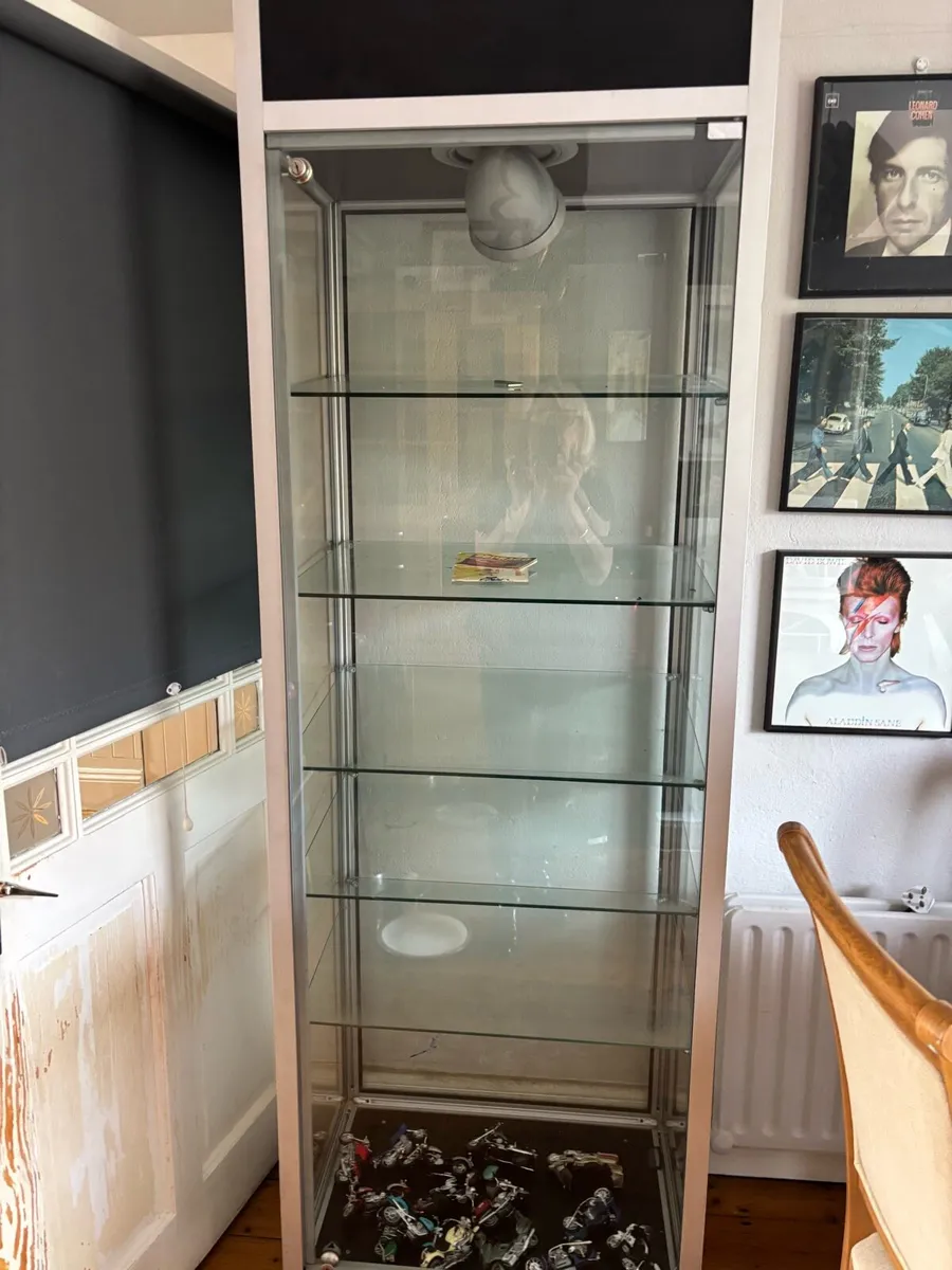 Glass cabinet - Image 1