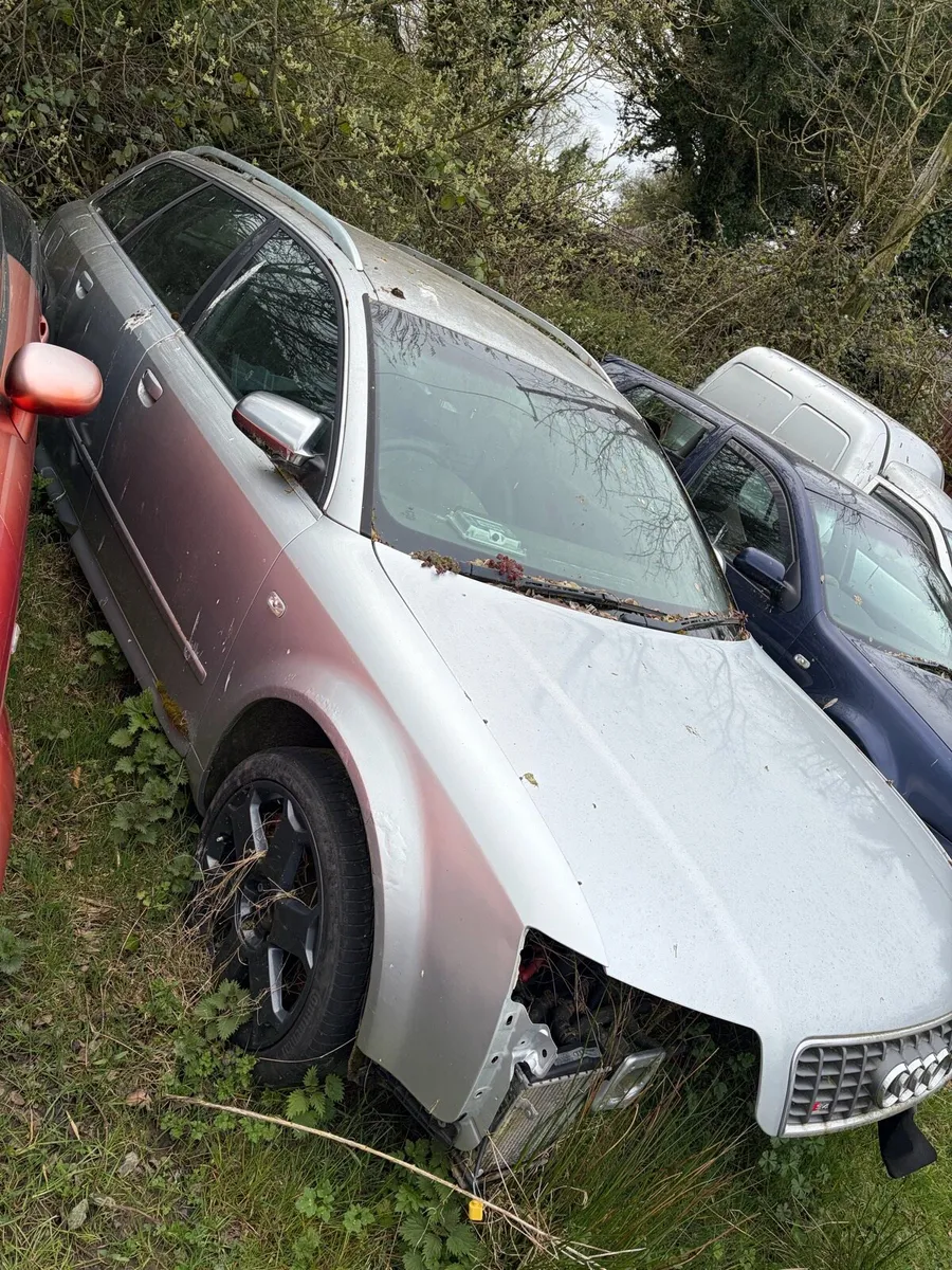Audi S4 4.2 V8 for parts - Image 1