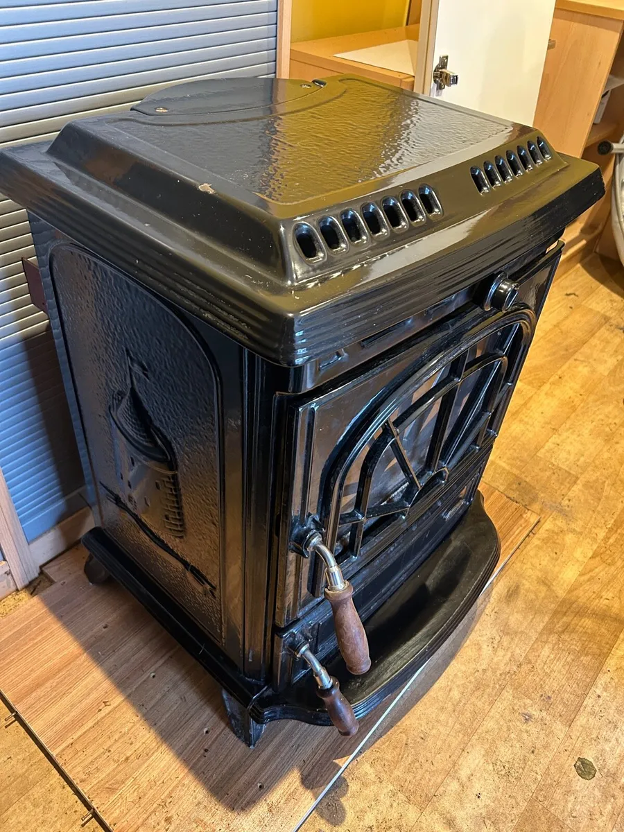 Stanley Erin boiler stove - Image 2