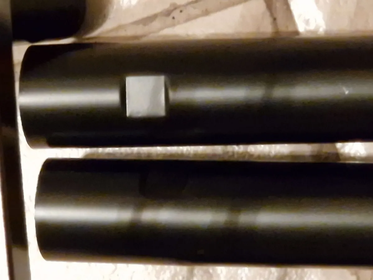 NEEWER, 2 Photography Tripods & Light Enhancer - Image 3