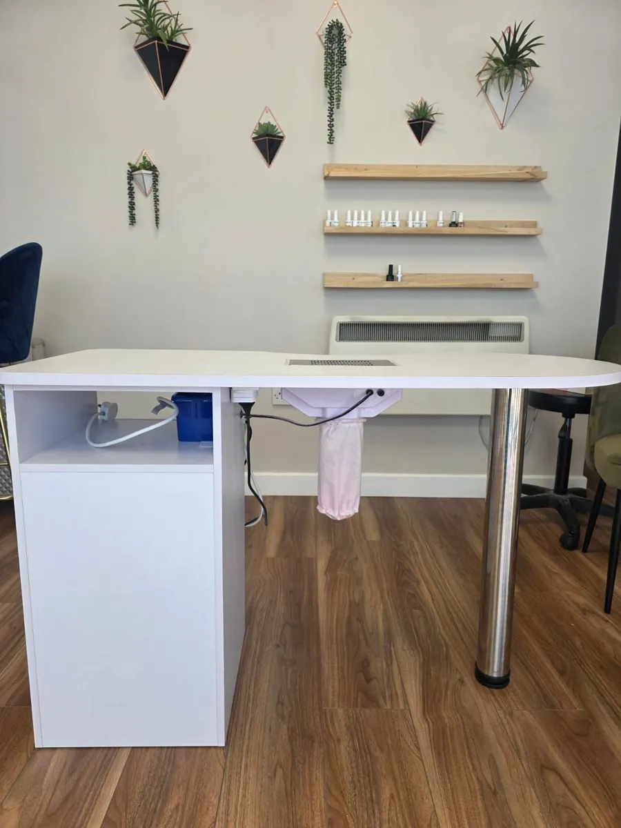 Digit Professional Manicure Table - Image 3