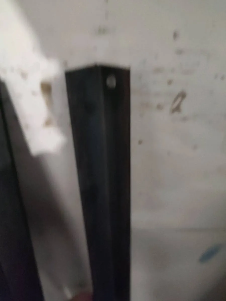 Angle steel profile 1m Length 30mm x 30mm x 2mm - Image 3