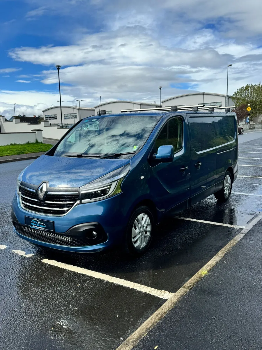 Renault Trafic 2021 - Image 1