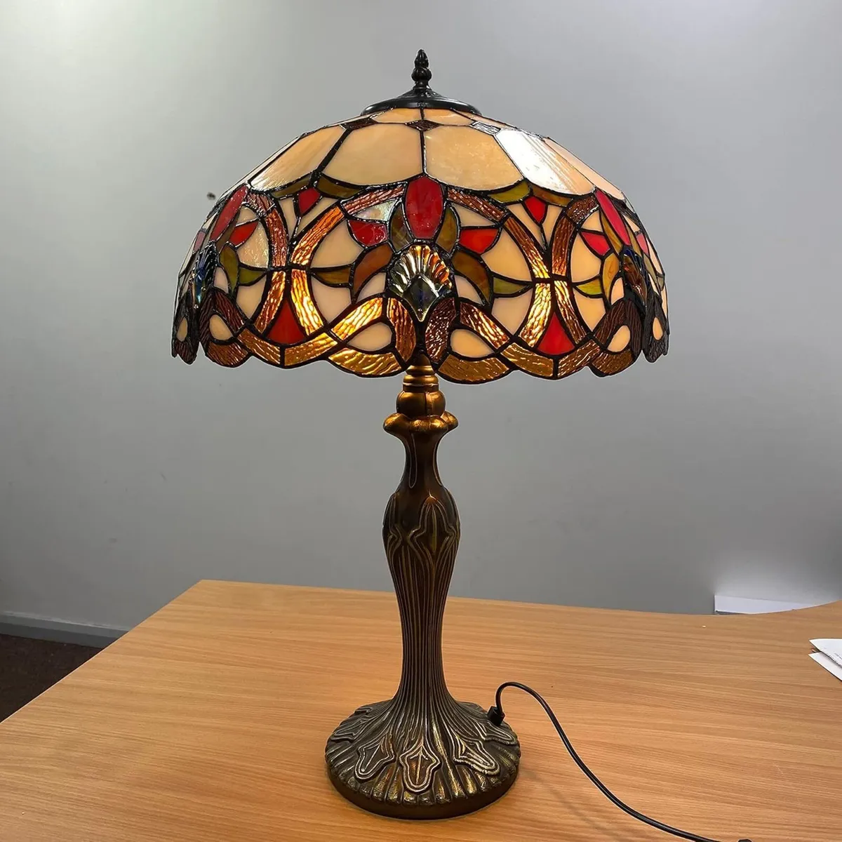 Tiffany Table Lamp 16 inch Handcrafted Shade - Image 3