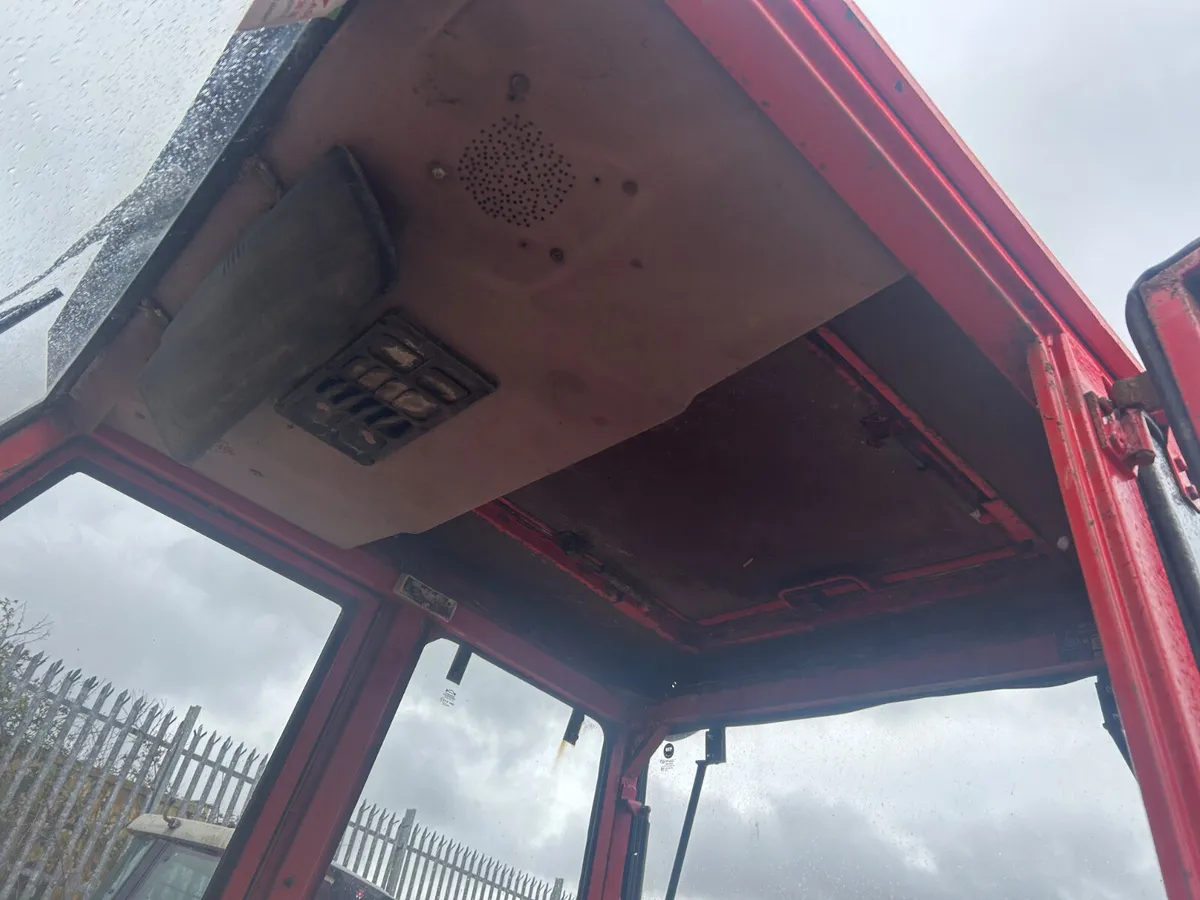 1988 Massey Ferguson 290 with Loader - Image 4