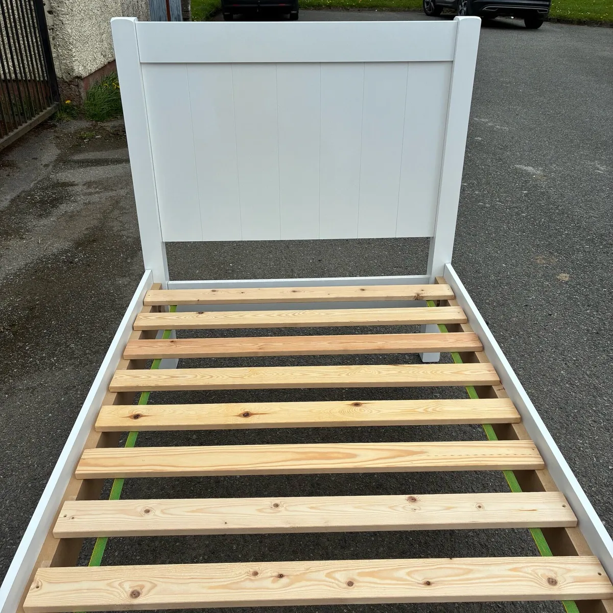 Harvey Norman solid single white bed frame - Image 4