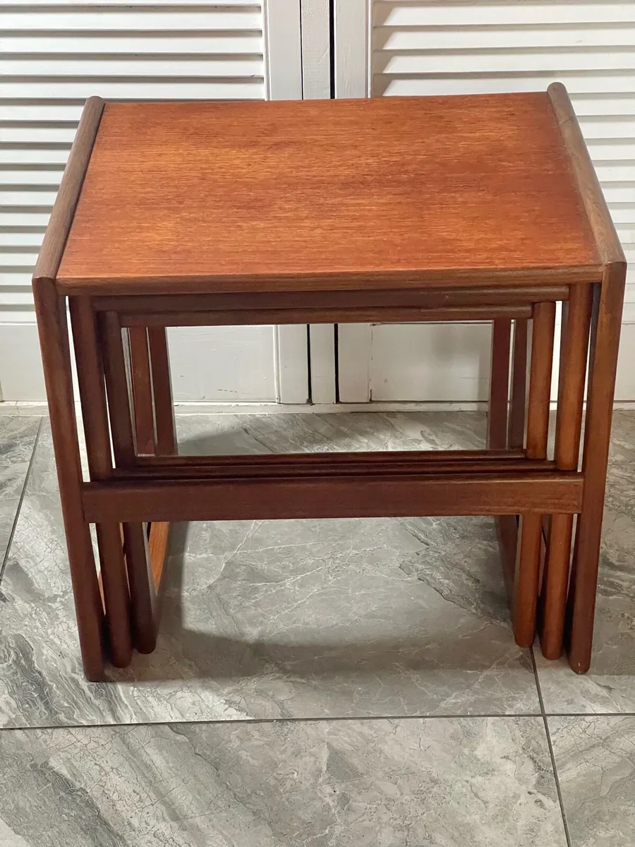 Mid century G plan nesting tables - Image 2
