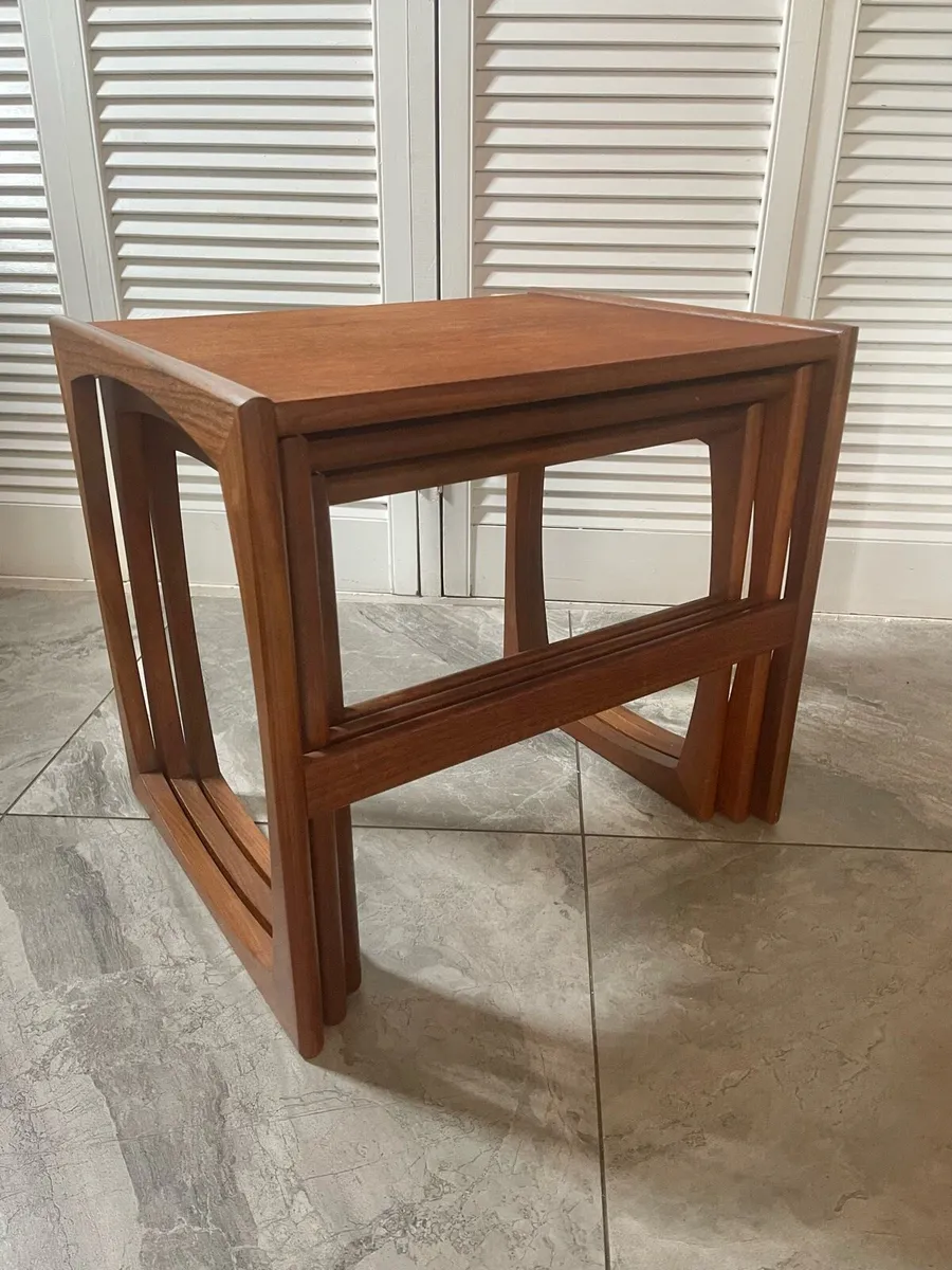 Mid century G plan nesting tables - Image 3