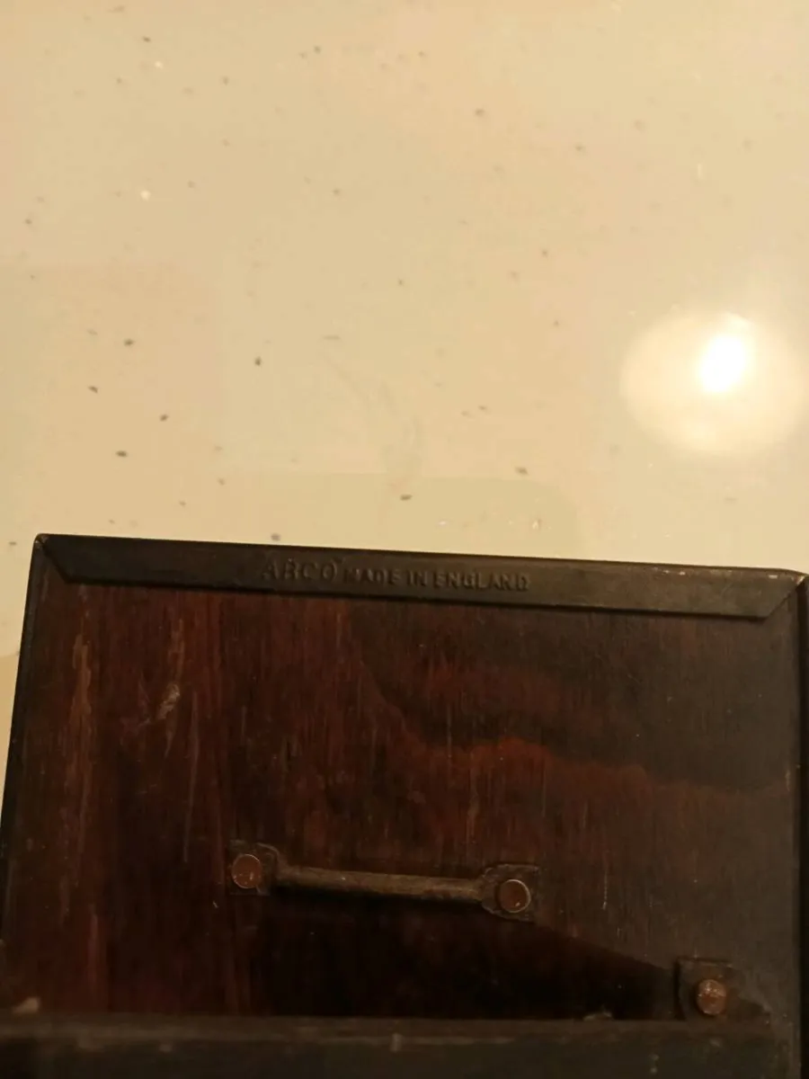 Two old cross stitch pictures - Image 4