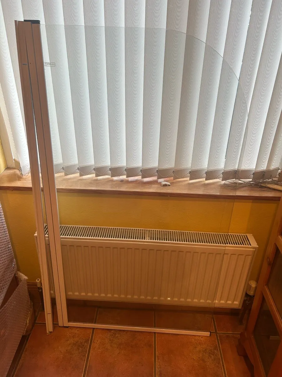 Image Bath Shower Screen - Image 1