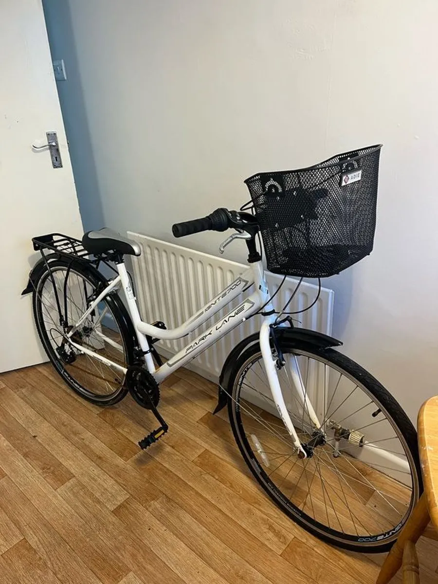 Women's Bike - Image 2